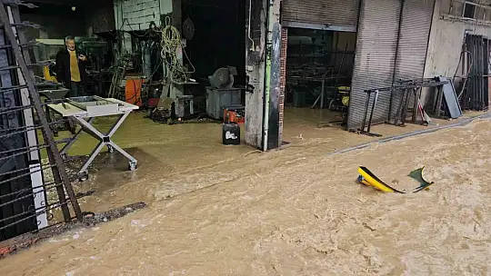 Zonguldak'ta şiddetli yağış etkili oldu