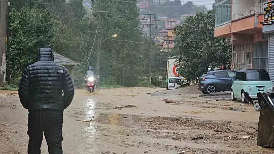 Zonguldak'ta şiddetli yağış etkili oldu