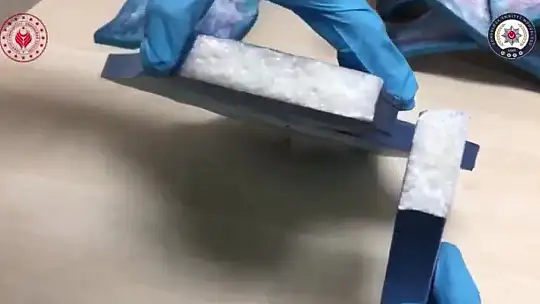 Zonguldak'ta şoke eden operasyon, 14 kilo uyuşturucuyu rahleye saklamışlar