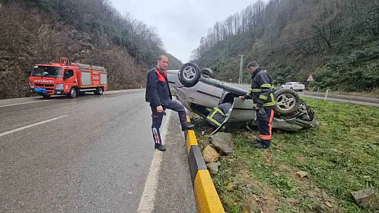 Zonguldak'ta takla atan otomobildeki 3 kişi yaralandı