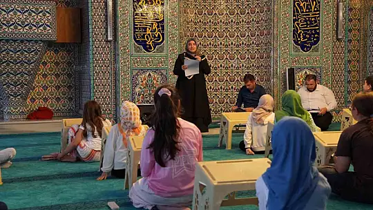 Yaz Kur'an Kursu öğrencileri yarıştı