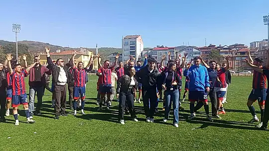 Zonguldak'ta yeşil sahada çifte mutluluk