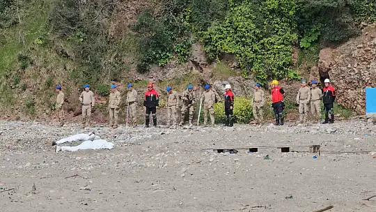 Zonguldak'taki sel ve taşkın tatbikatı gerçeğini aratmadı