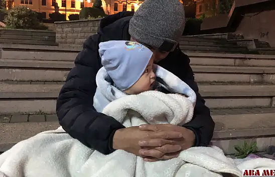 Geceyi sokakta geçiriyorlar