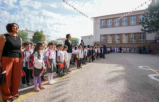 Okula gelen veliler ile ziyaretçilerin kayıtları tutulacak