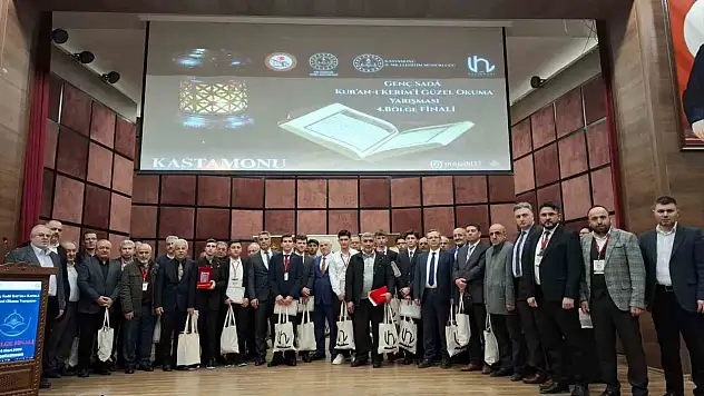 Kur'an-ı Kerim'i en güzel okuyabilmek için yarıştılar