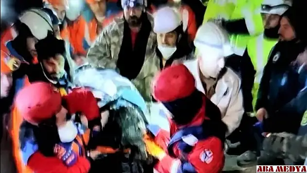 142 saat sonra sağ kurtulan Meltem öğretmenin ilk isteği çay oldu