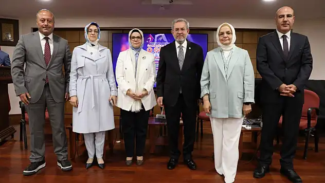 15 Temmuz gecesi Gazi Meclis'te yaşananlar Ankara Üniversitesinde anlatıldı