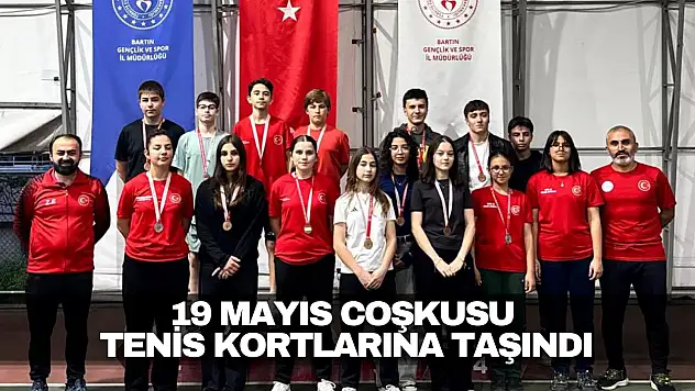 19 Mayıs Coşkusu Tenis Kortlarına Taşındı