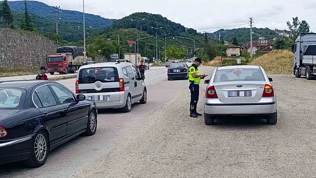 2 bin 44 araç sürücüsüne cezai işlem uygulandı