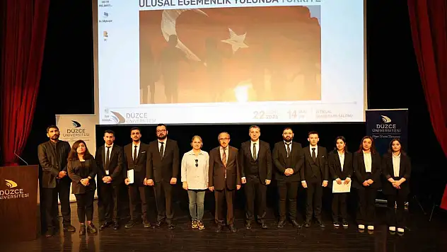 23 Nisan coşkusu Düzce Üniversitesi'nde yaşandı