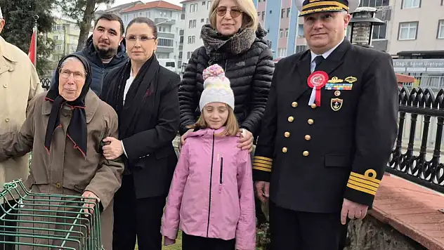 42 yıl sonra yaşanan tesadüf duygusal anlara neden oldu