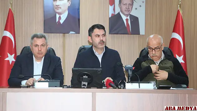 '84 bin 726 binayı yıkık, acil yıkılacak ve ağır hasarlı olarak tespit ettik' 