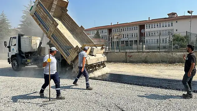 886 ve 877. Sokak'ta yol çalışması