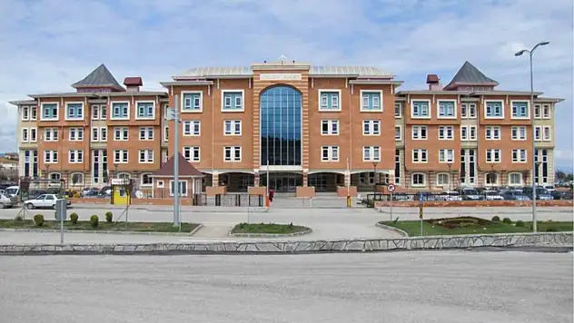 Ailesine kızıp ormanı yakan sanığa 8 yıl hapis cezası