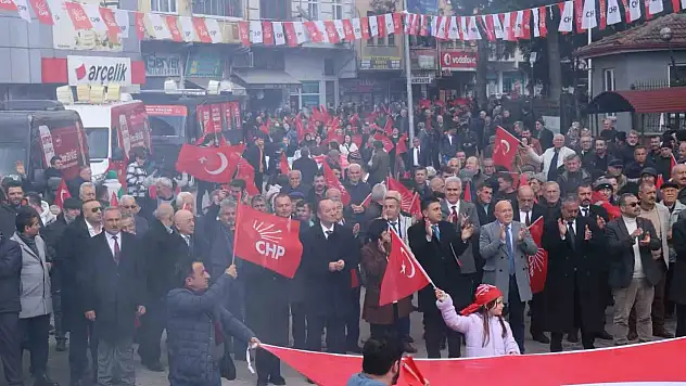Akay, 'Enver Özgü ile el ele vererek, güç birliği ile Yenicemizin çehresini değiştireceğiz'
