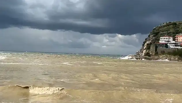 Amasra bir günde 4 mevsimi yaşadı