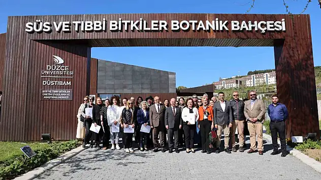 Anadolu'nun ağaçları sergisi açıldı
