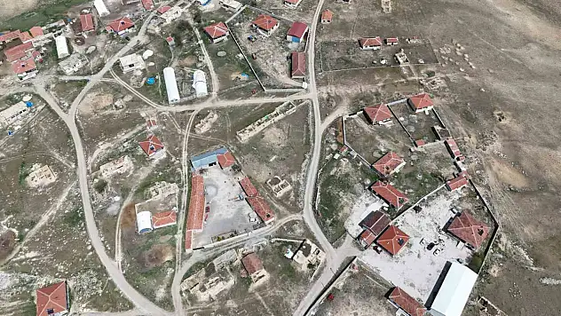 Ankara'nın yanı başındaki susuz köyün sakini: