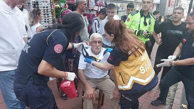 Araç karşıya geçen yaşlı adama çarptı