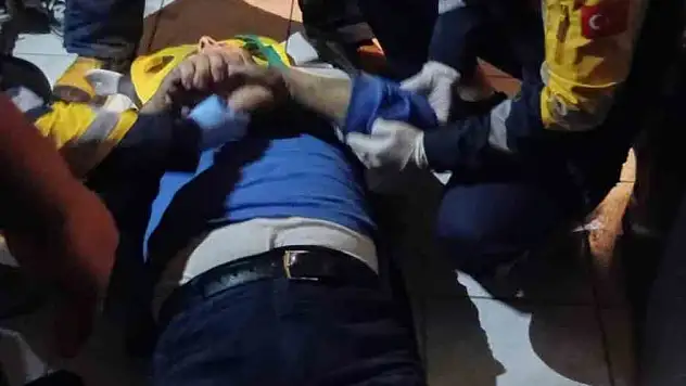 Asansör 3 kat aşağıya düştü: 1 yaralı
