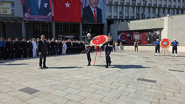 Atatürk'ün Zonguldak'a gelişi törenle kutlandı