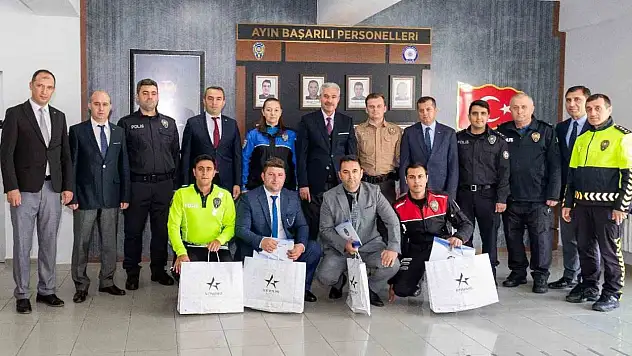 Ayın personelleri ödüllendirildi