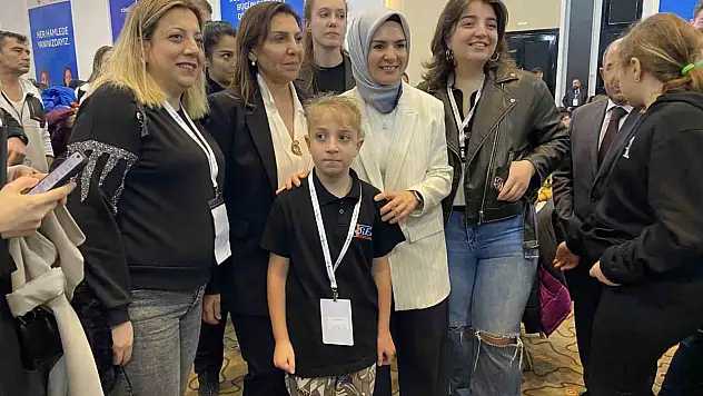 Bakan Göktaş: '(Alper Gezeravcı) Gençlerimize ilham olacak'