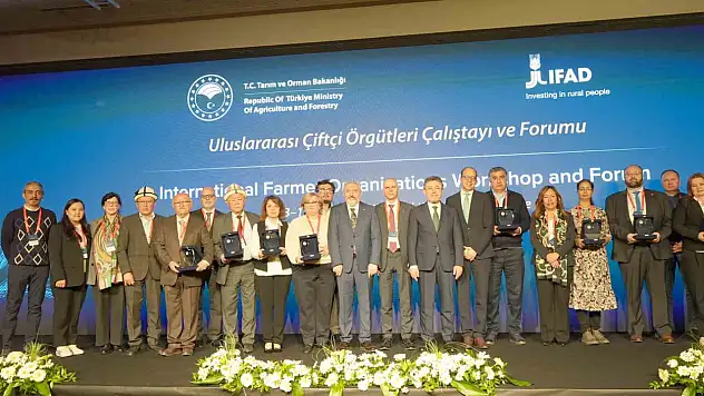 Bakan Yumaklı'dan zirai don açıklaması: