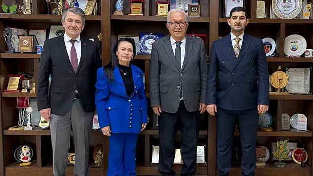 BAKZİFED'den Başkan Posbıyık'a Ziyaret