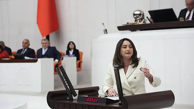 Bankoğlu'dan Diyanet'e hutbe tepkisi