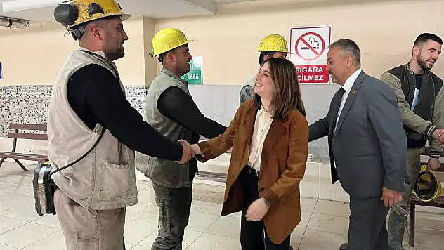 Bankoğlu, maden işçileriyle buluştu