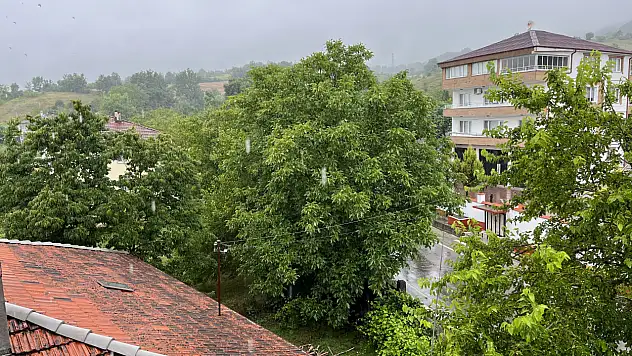 Bartın'da sağanak etkili oluyor