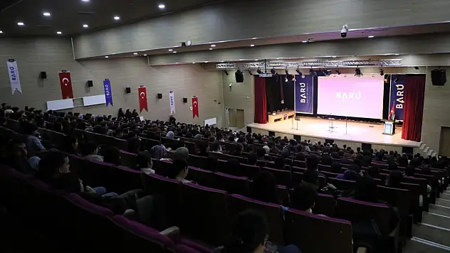 BARÜ'de 'Öğretmenler Günü' kutlandı