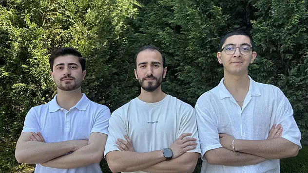 BARÜ'lü öğrenciler finalist oldu