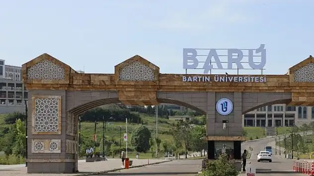 BARÜ'nün akıllı ilaçlama sistemine faydalı model tescili