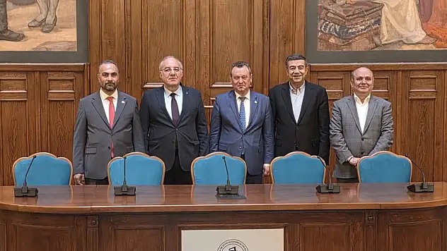 BARÜ, Romanya'da eğitim iş birliklerine imza attı