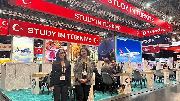 BARÜ, Yükseköğretim Kongre ve Fuarı'na katıldı