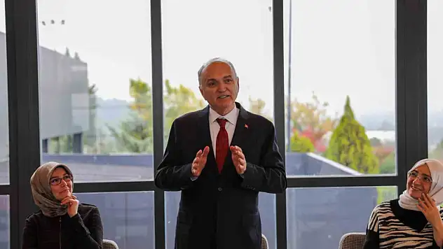 Başkan Özlü gençlerle buluştu