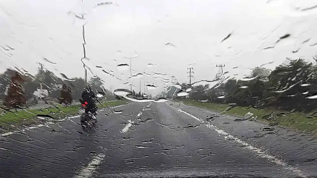 Batı Karadeniz'de gök gürültülü sağanak yağış uyarısı yapıldı