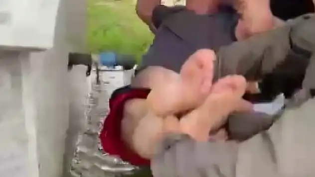 Bayram namazına gelmeyenlere 'sulu' şaka