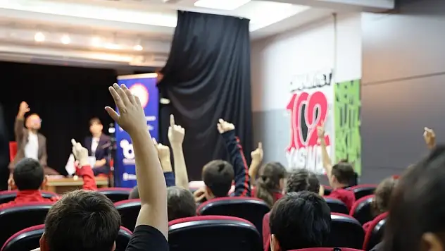 BEUN Bilim Kafede öğrenciler şiddete 'Hayır' dedi