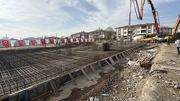 Bin 110 metrekare alana dev spor kompleksi