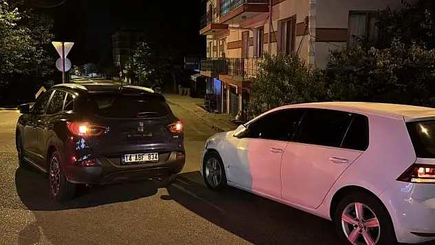 Ciple otomobil çarpıştı: 1 yaralı