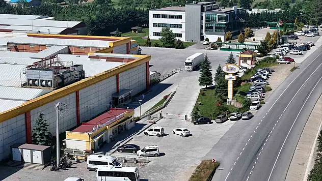 Tavuk firmalarına kayyım atandı: 4 gözaltı