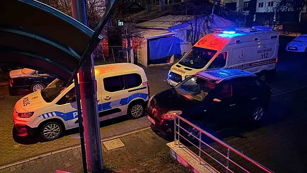 Bolu'da kendini odaya kilitleyen şizofreni hastası kadını polis ikna etti: Tedaviyi kabul etti