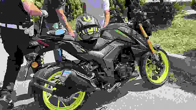 Motosiklet ile elektrikli motosiklet çarpıştı: 1 yaralı