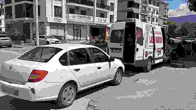 onlarca sürücü 'alışkanlık' kurbanı oldu: 20'ye yakın aracın lastiği patladı