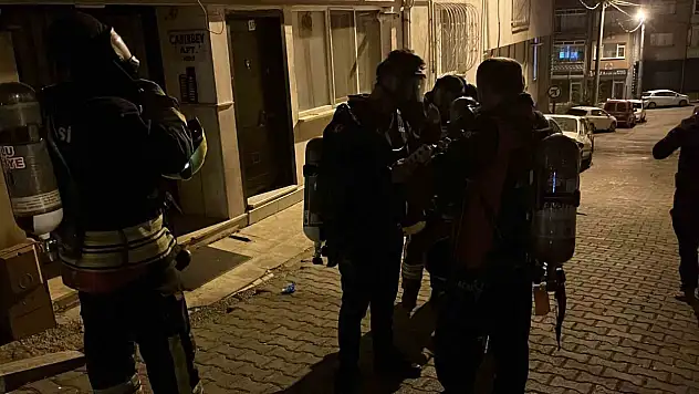 Sinek ilacı kokusu hastanelik etti: 2'si sağlık çalışanı 3 kişi fenalaştı