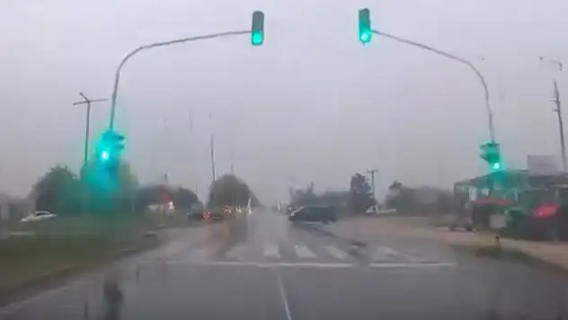 Bolu'da yağışlı havada kaza ucuz atlatıldı